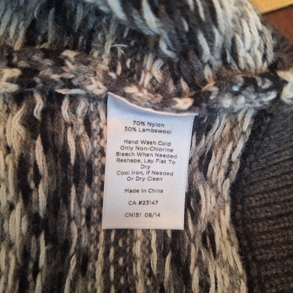 Talbots Lambswool Blend Black & White Cardigan Crystal Gem Details L - Picture 8 of 14